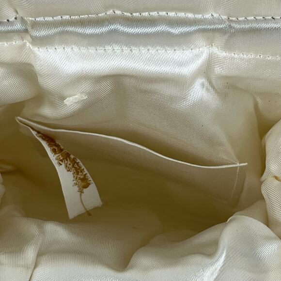 Marcus Brothers Made in Japan Beaded Ivory Bag - Picture 4 of 7